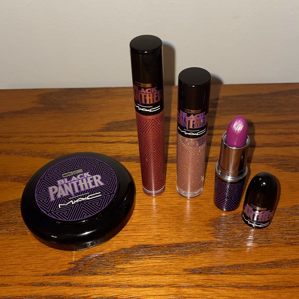 Marvel Studios BLACK PANTHER 2 CAPSULE COLLECTION 4 pcs + samples!